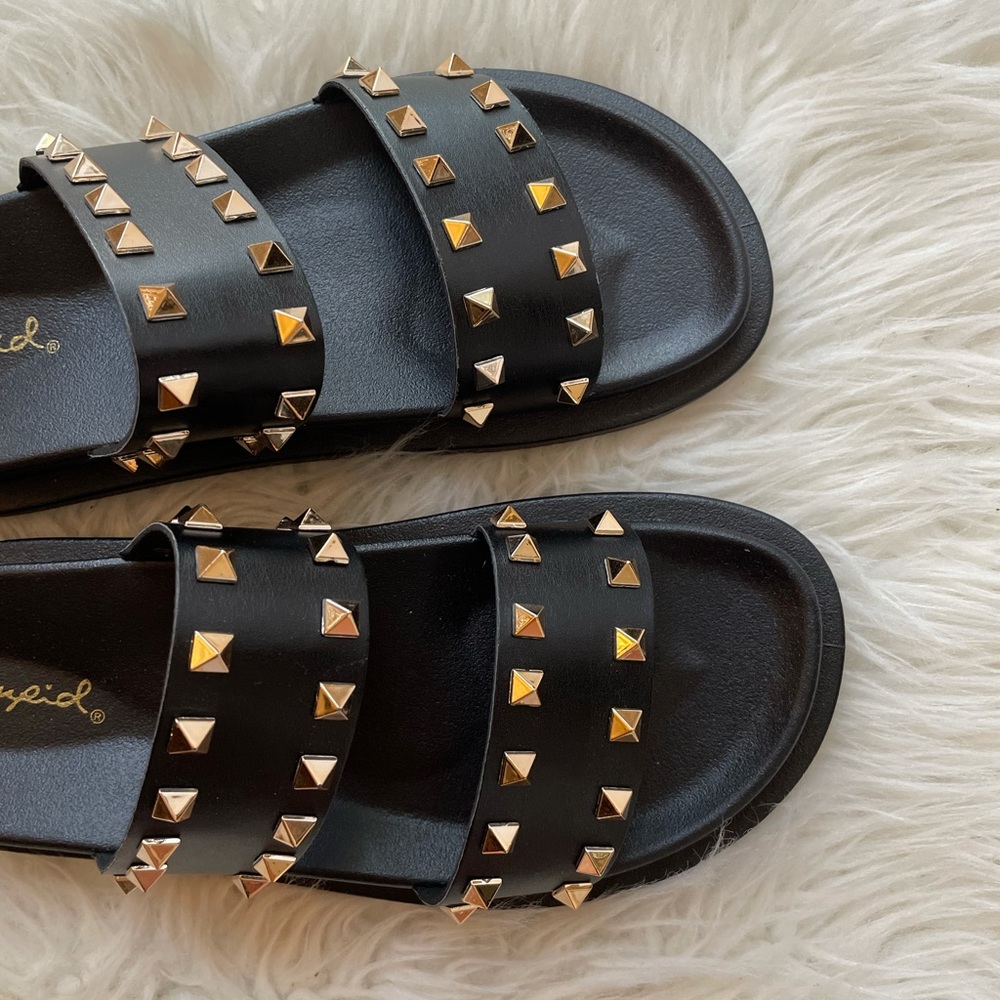 Black Double Strap Spiked Footbed Sandals - Picture 6 of 10